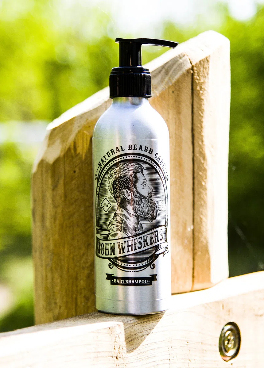 John Whiskers Bartshampoo - Made in Germany – 2in1 Bartseife mit unvergleichbarem Duft – Vegan & ohne Silikone - für einen geschmeidigen und reinen Bart